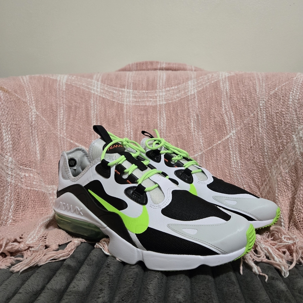 Nike Air Max Infinity 2 Airmax 10 Photon Dust Electric Green Size 10.5